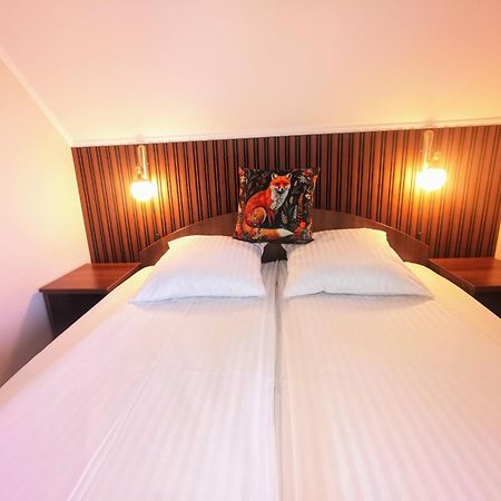 Olimpia Villa Tibod 外观 照片