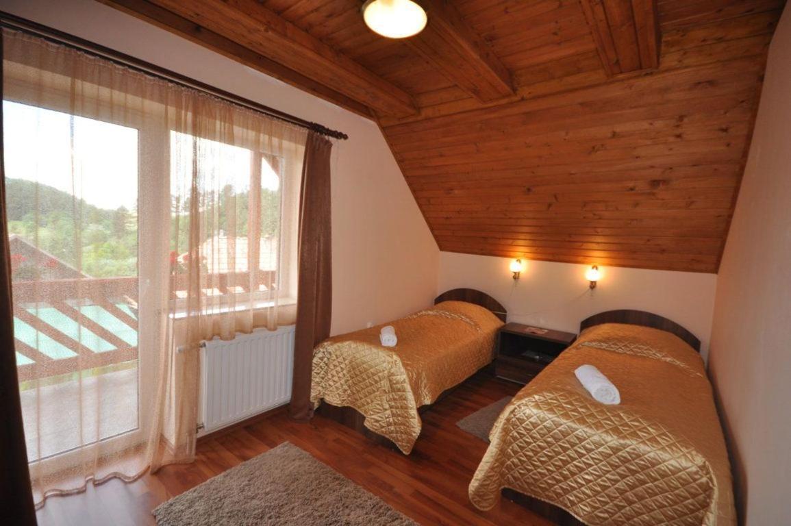 Olimpia Villa Tibod 外观 照片
