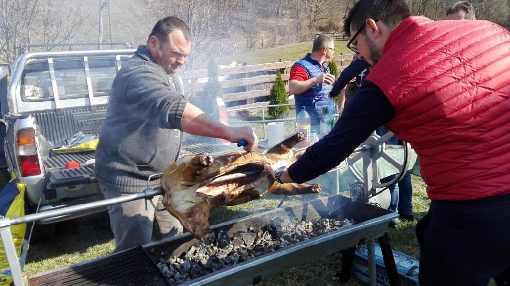 Olimpia Villa Tibod 外观 照片